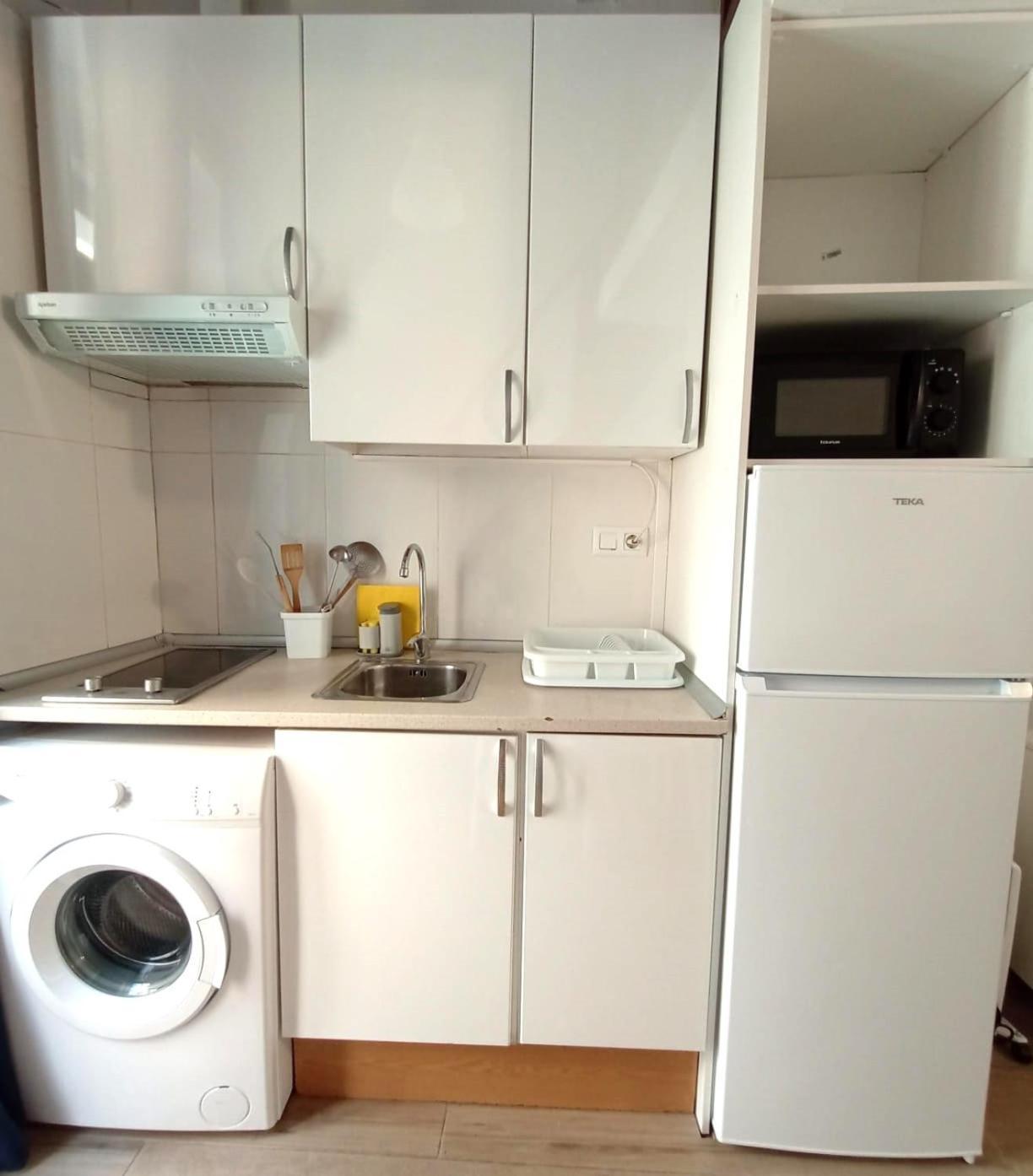 Cómodo y acogedor apartamento en Madrid Centro Exterior foto