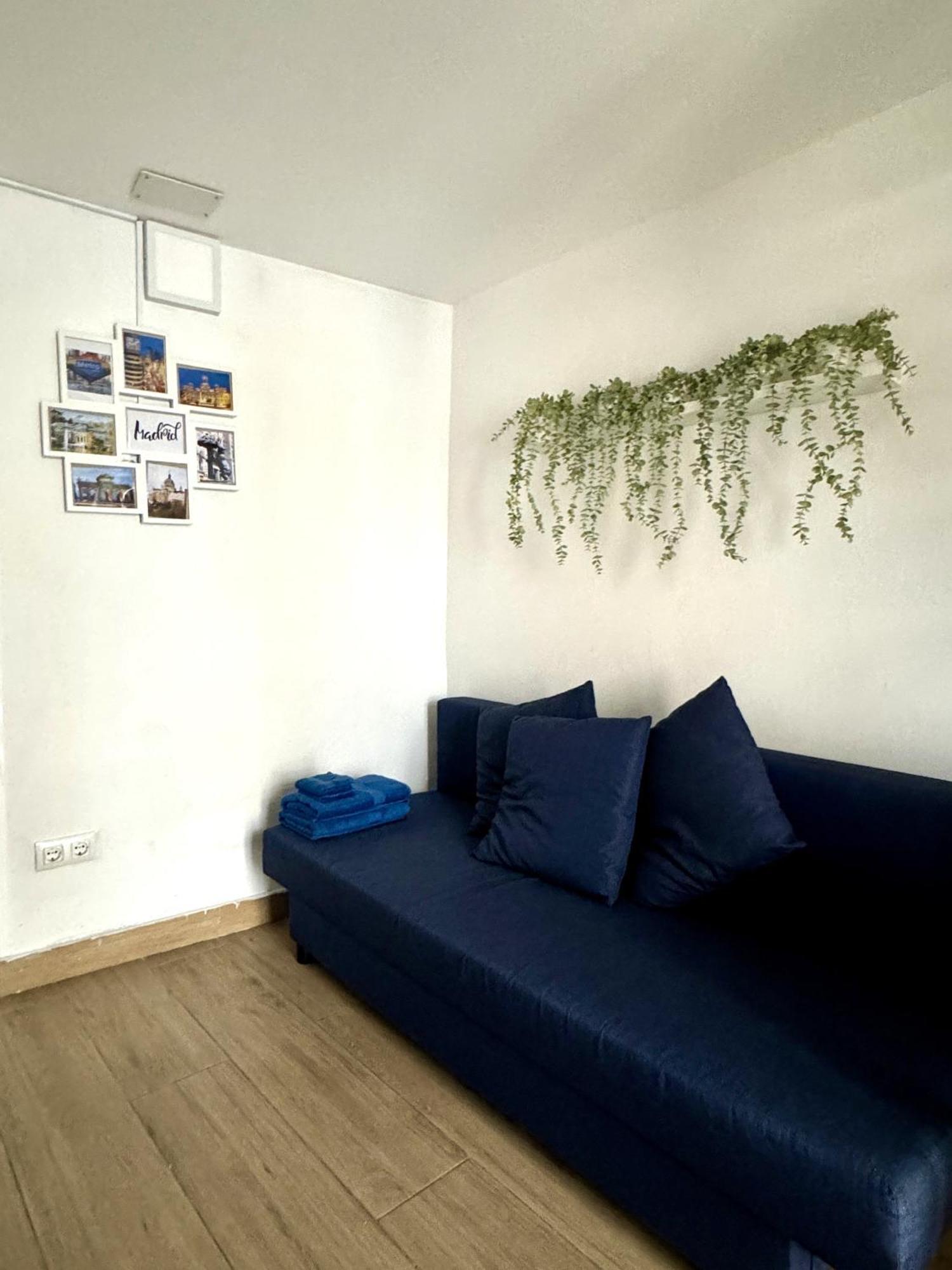 Cómodo y acogedor apartamento en Madrid Centro Exterior foto