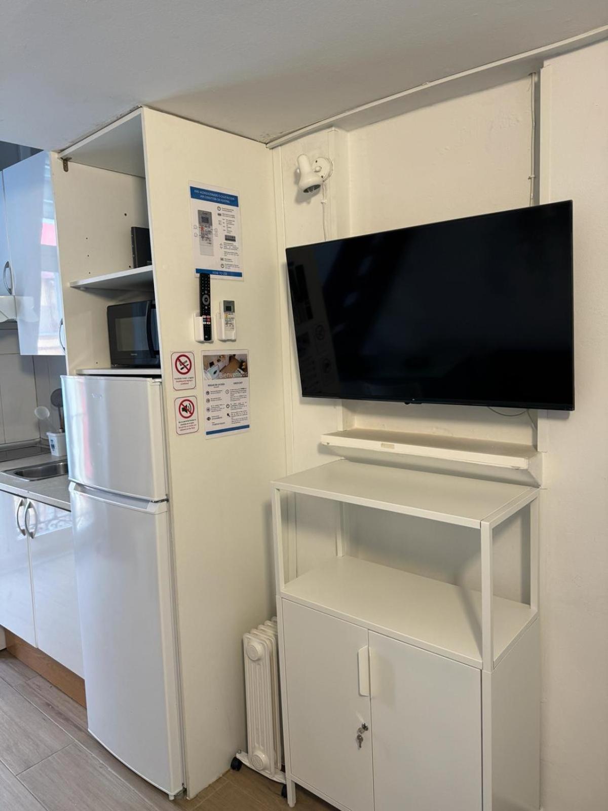 Cómodo y acogedor apartamento en Madrid Centro Exterior foto